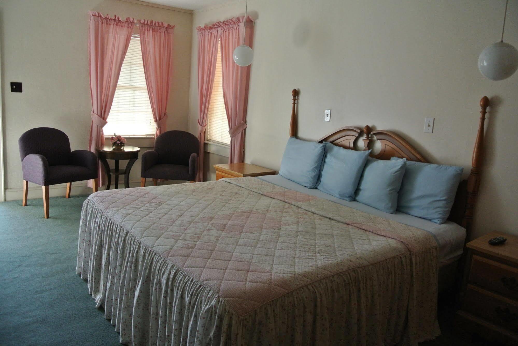 Rosewood 3*
